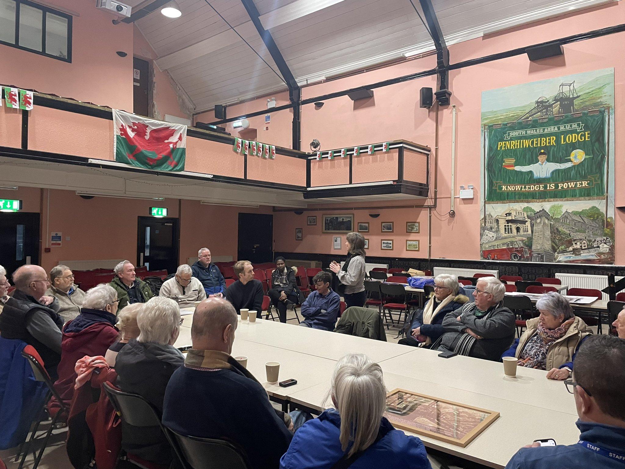 VR community meeting @ Penrhiwceiber Institute